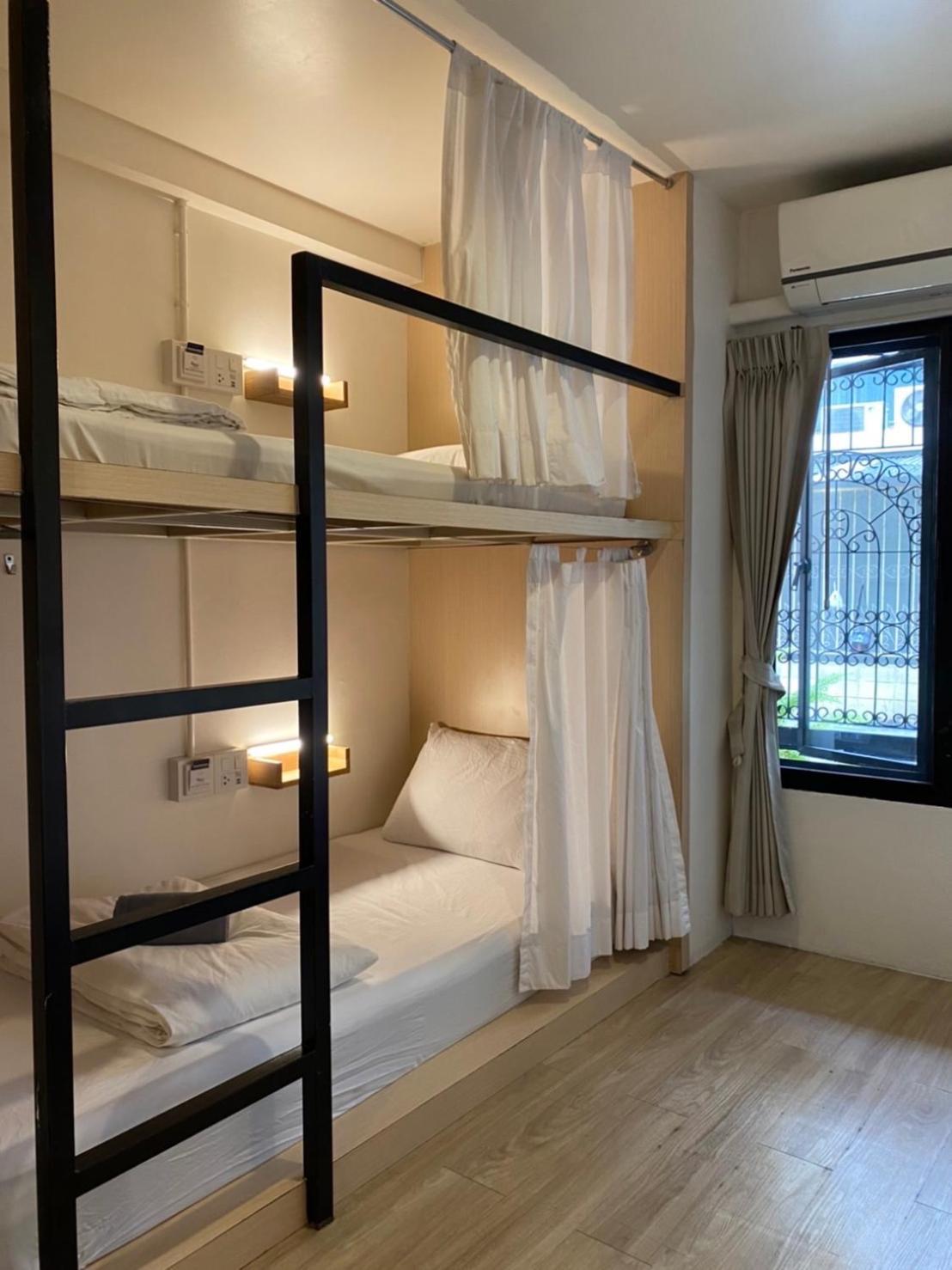 Monomer Hostel Bangkok Eksteriør billede